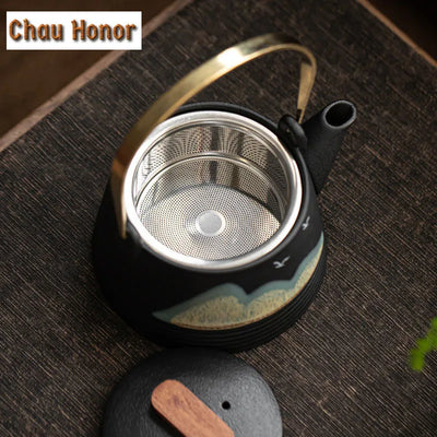 Chau Honor Teapots